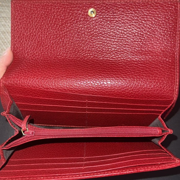 Gucci Red Marmont Bifold Wallet- Authentic!! - Picture 10 of 14